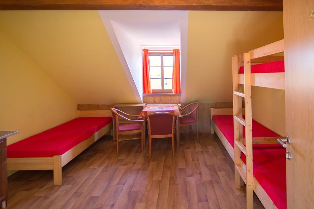 Ubytovna Pod Hrazi Vyssi Brod Bilik gambar
